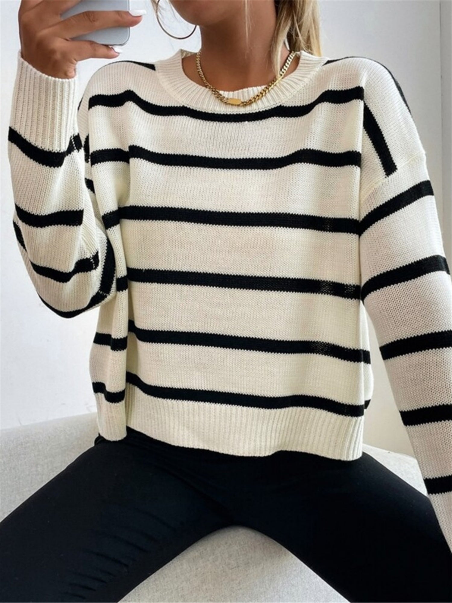 Crew Neck Stripes Contrasting Colors Knitted Sweater