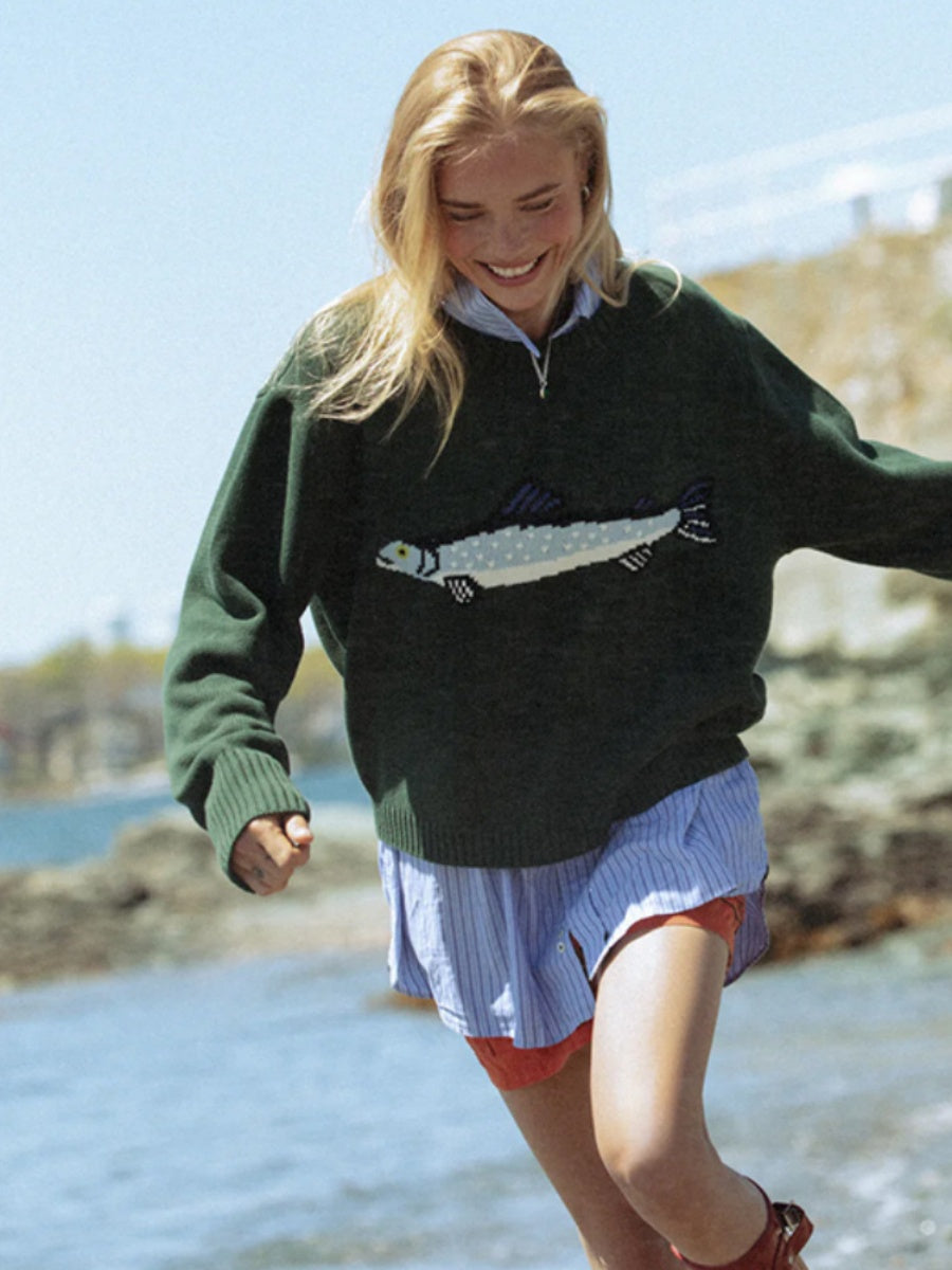 Contrasting colors Fish Sweaters