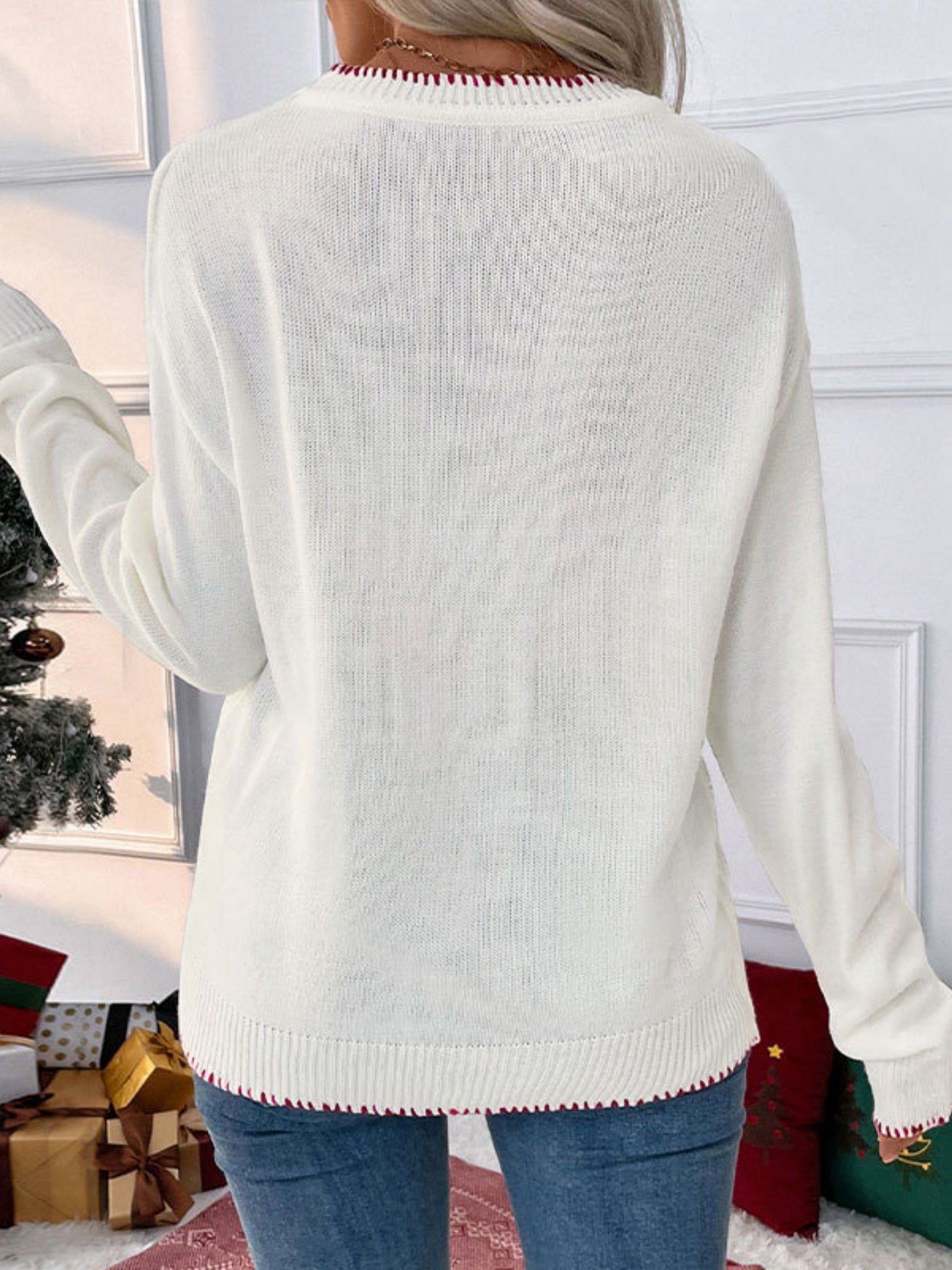 Sweet And Versatile Christmas Bow Jacquard Loose Long-sleeved Round Neck Sweater