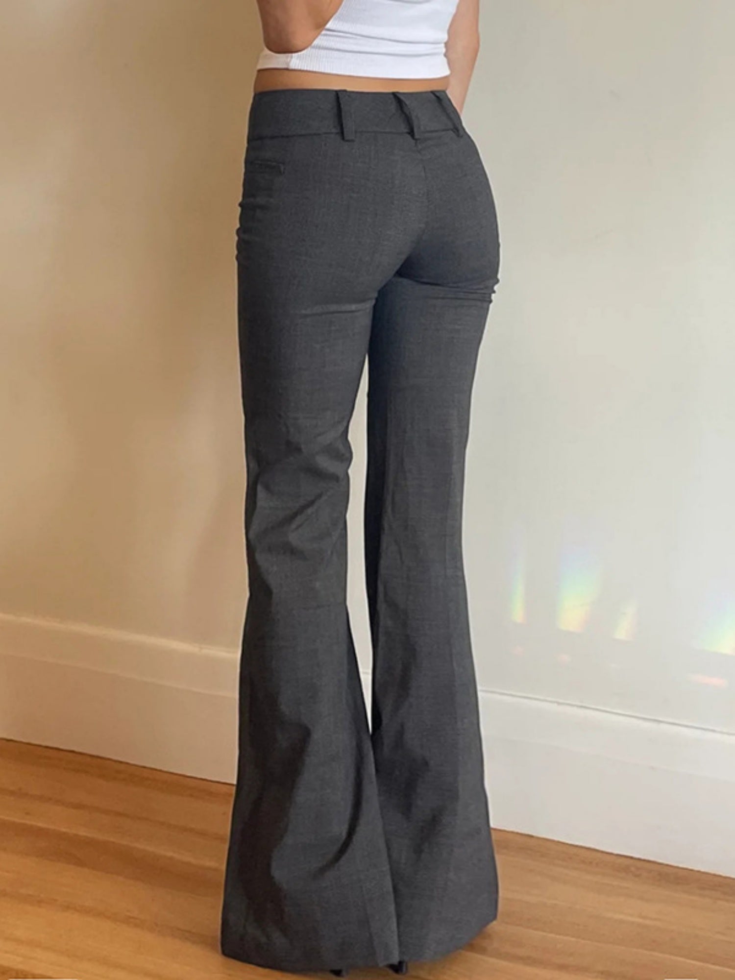Pleated Low-rise Slightly Flared Hips Pants