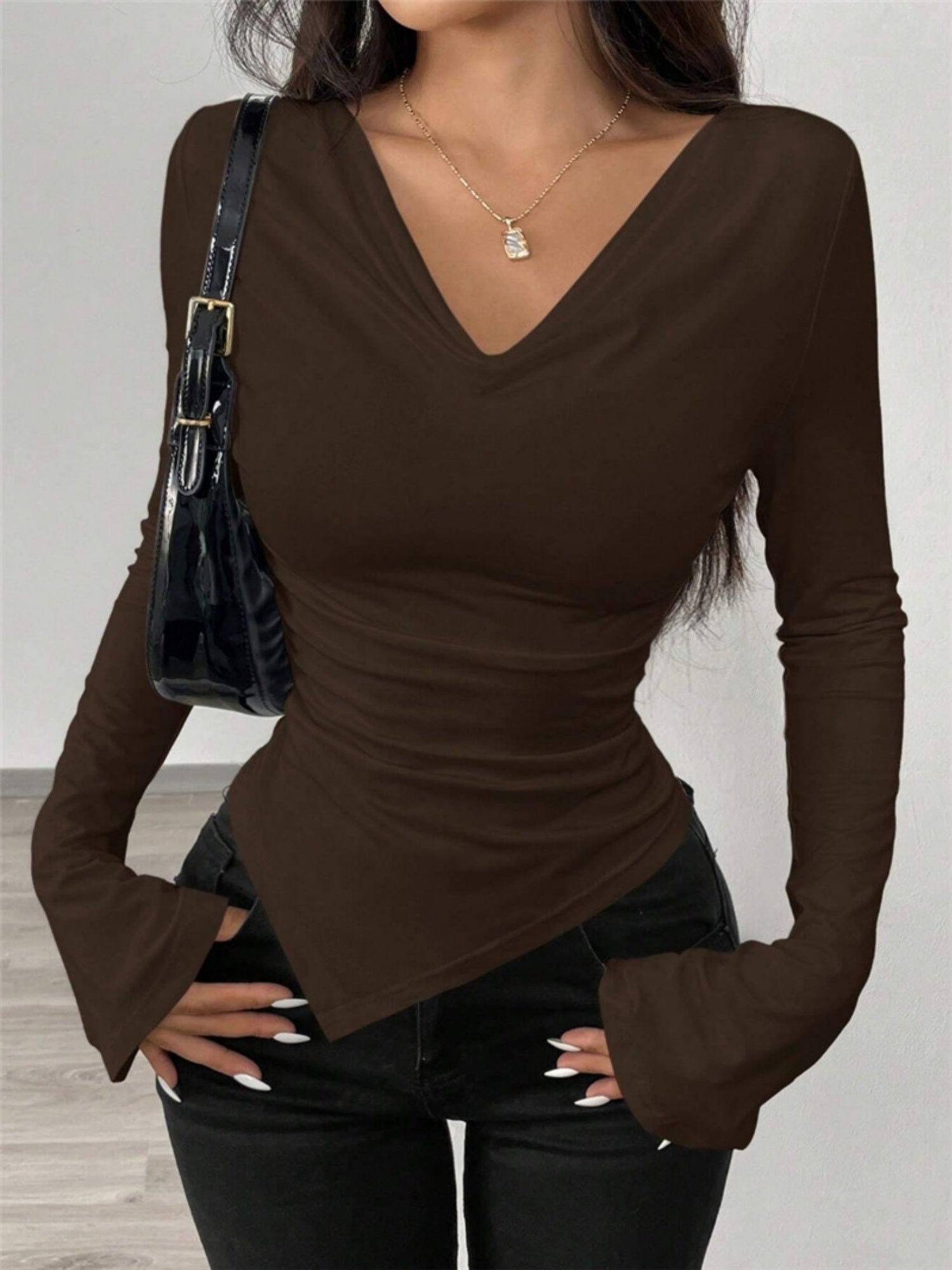 V-neck Off-shoulder Irregular Folds Long-sleeved T-shirt
